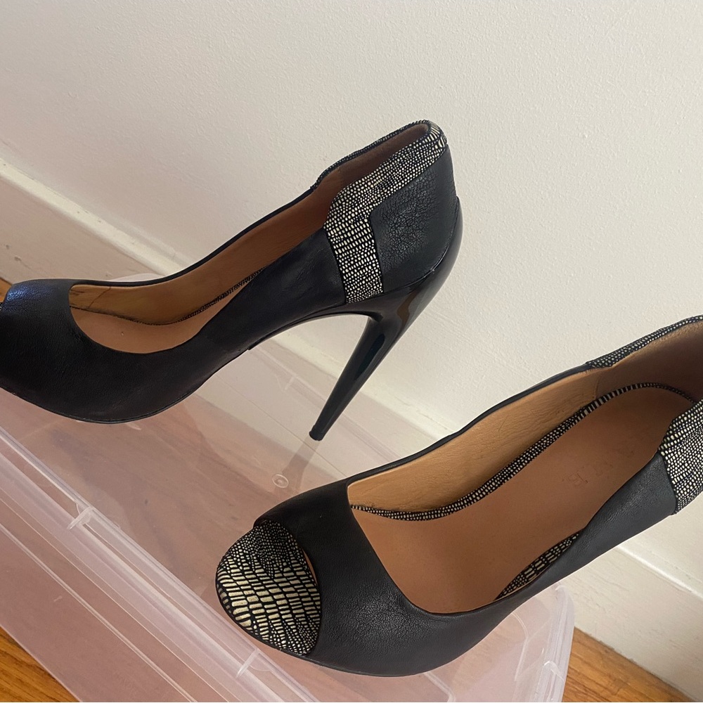 L.A.M.B by Gwen Stefani Leather Open Toe Shoes